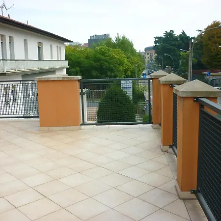 Cozy In With Terrace Apartamento *