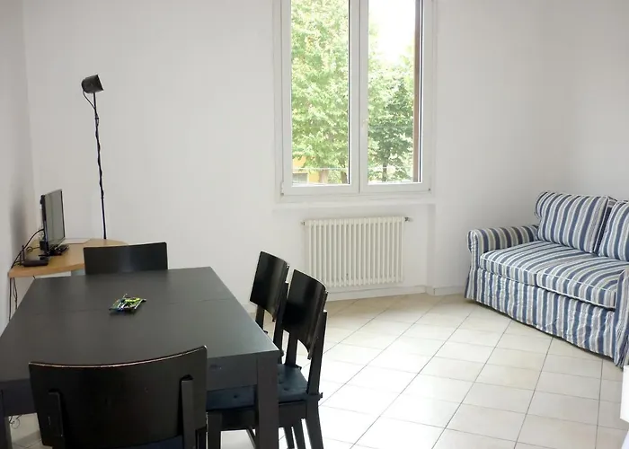 Cozy In With Terrace Apartament